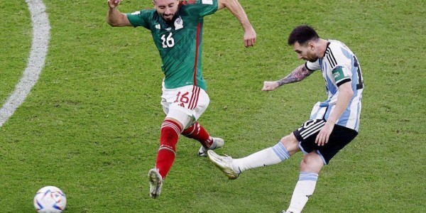 南美21世纪球员排名出炉！梅西第一无悬念 大罗小罗的排名合理吗