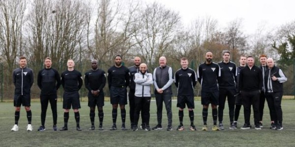 开云下载-职业球员会是更好的裁判吗？英格兰发起创新性试验