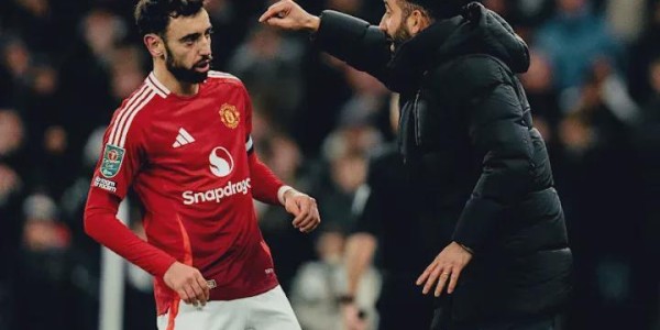 开云网页-再留一年！曼联有意提前续约B费 他仍是红魔建队核心