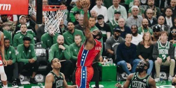 落选最佳阵容引发争议 哈登是最不受尊重的巨星？